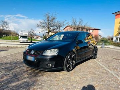 Volkswagen GOLF GTI 2.0 benzina