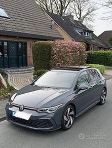 Volkswagen Golf GTI PANO 18