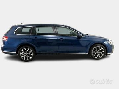 VOLKSWAGEN PASSAT 2.0 TDI SCR 140kW Executive BMT