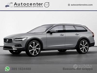 Volvo V90 Cross Country B4 (d) AWD automatico...