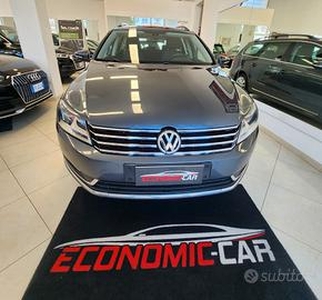 VW- - passat unico proprietario km Certificati