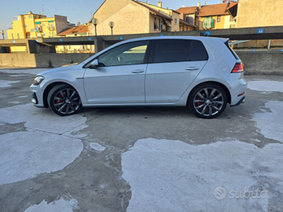 Wolkswagen golf gti performance 245 cv