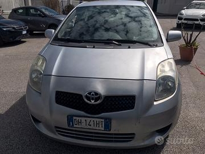 Yaris 1.4d automatica