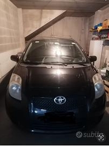 Yaris 2006