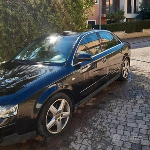 Usato 2002 Audi A4 2.5 Diesel 180 CV (2.500 €)