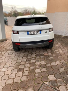 Usato 2017 Land Rover Range Rover evoque 2.0 Diesel 150 CV (22.000 €)