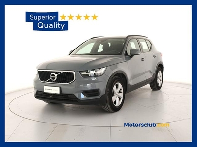 2019 VOLVO XC40