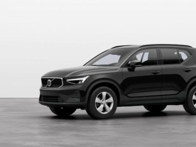 2024 VOLVO XC40