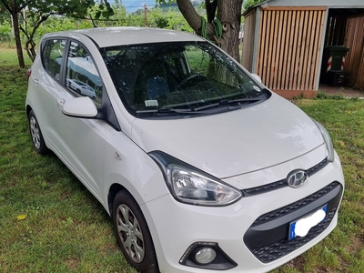 HYUNDAI i10 2ª serie