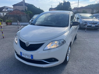 Lancia Ypsilon 1.2 69 CV 5 porte GPL Ecochic Gold usato