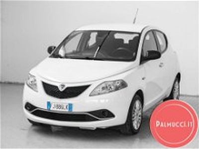 Lancia Ypsilon 1.2 69 CV 5 porte Silver del 2017 usata a Prato