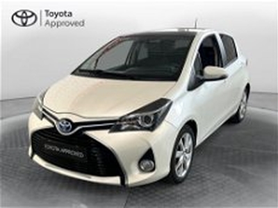 Toyota Yaris 1.5 Hybrid 5 porte Style del 2015 usata a Prato