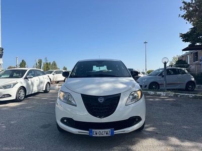 Usato 2014 Lancia Ypsilon 0.9 CNG_Hybrid 85 CV (6.900 €)