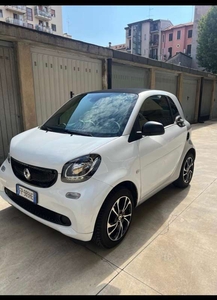 Usato 2018 Smart ForTwo Coupé 1.0 Benzin 71 CV (10.900 €)