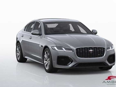 Jaguar XF 2.0 250 CV aut. R-Dynamic S da Test Grifo Caravan