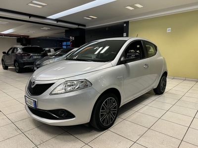 Lancia Ypsilon 1.2 69 CV