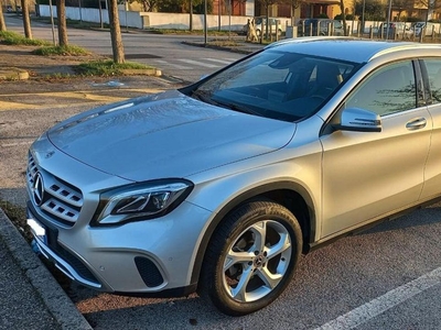 Mercedes Classe GLA 200 d