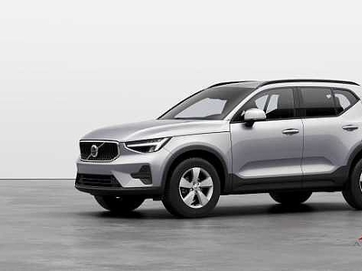 Volvo XC40 Micro Hybrid T2 automatico Core da Test Grifo Caravan