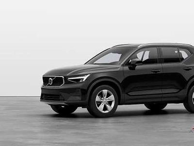 Volvo XC40 Mild Hybrid B3 automatico Core da Test Grifo Caravan