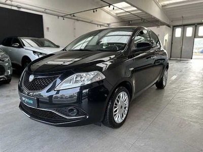 Lancia Ypsilon 3ª serie 1.2 69 CV 5 porte Silver #NEOPATENTATI da AUTOVENEZIA