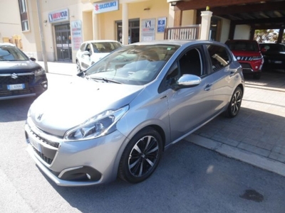 Peugeot 208 100 S&S 5 porte Signature usato