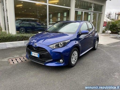 Toyota Yaris 1.0 5 porte Active Marano di Napoli