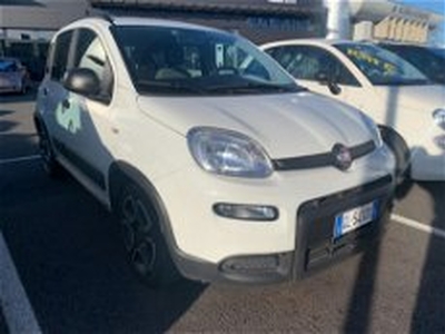 Fiat Panda 1.0 FireFly S&S Hybrid City Cross del 2022 usata a Torino