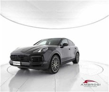 Porsche Cayenne 3.0 V6 E-Hybrid del 2021 usata a Viterbo