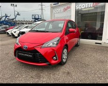 Toyota Yaris 1.5 Hybrid 5 porte Active del 2020 usata a Pisa