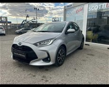 Toyota Yaris 1.5 Hybrid 5 porte Trend del 2022 usata a Pisa