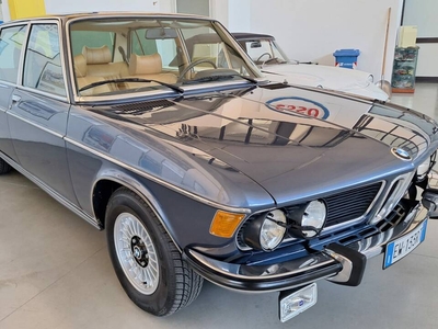 1976 | BMW 3,3 Li