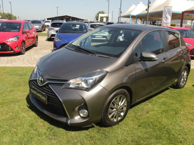 2016 TOYOTA Yaris