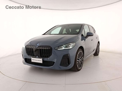 BMW 225e Active Tourer e xDrive 180 kW