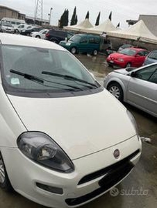 Fiat grande punto evo metano neo patentati