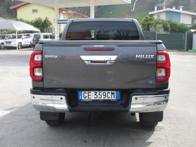 Toyota Hilux D Double Cab 2.4 4D 4WD 110 kW