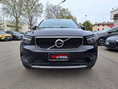 Volvo XC40 1.5 T2 Momentum 95 kW