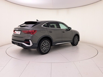 Audi Q3 45 TFSIe S-line Sportback 180 kW