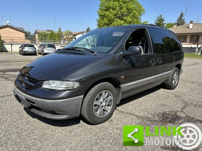 CHRYSLER Voyager 2.4 16V LE GPL 7 posti ASI Usata