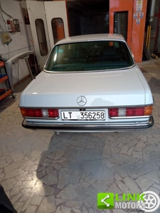 MERCEDES-BENZ 230 CE ISCRITTA ASI Usata