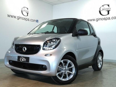Smart fortwo coupé EQ Youngster Usate