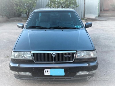 Usato 1993 Lancia Thema 2.0 Benzin 152 CV (7.800 €)