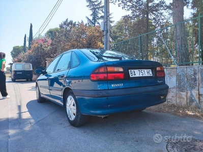 Usato 1998 Renault Laguna 1.9 Diesel 98 CV (2.500 €)