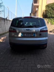 Usato 2006 Ford S-MAX 2.0 Diesel 140 CV (2.900 €)