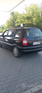 Usato 2006 Opel Zafira 2.0 Diesel 101 CV (3.000 €)