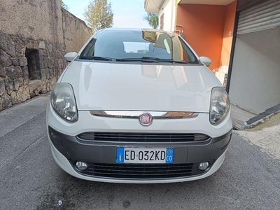 Usato 2010 Fiat Punto Evo 1.4 Benzin 150 CV (4.490 €)