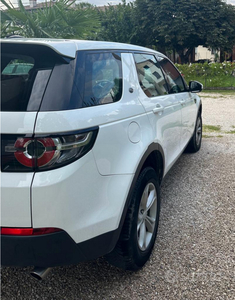 Usato 2015 Land Rover Discovery Sport 2.2 Diesel 150 CV (17.500 €)