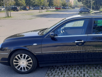 Usato 2004 Lancia Thesis 2.0 Benzin 185 CV (11.000 €)