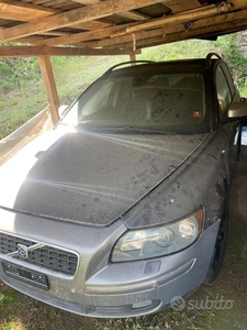 Usato 2006 Volvo V50 Diesel (700 €)