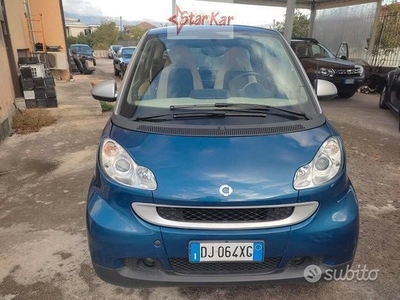 Usato 2007 Smart ForTwo Coupé 1.0 Benzin 84 CV (4.900 €)