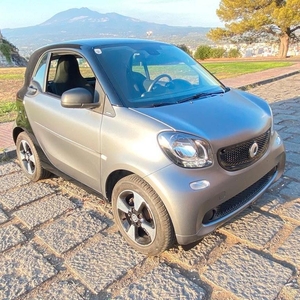 Usato 2019 Smart ForTwo Coupé 1.0 Benzin 71 CV (16.900 €)